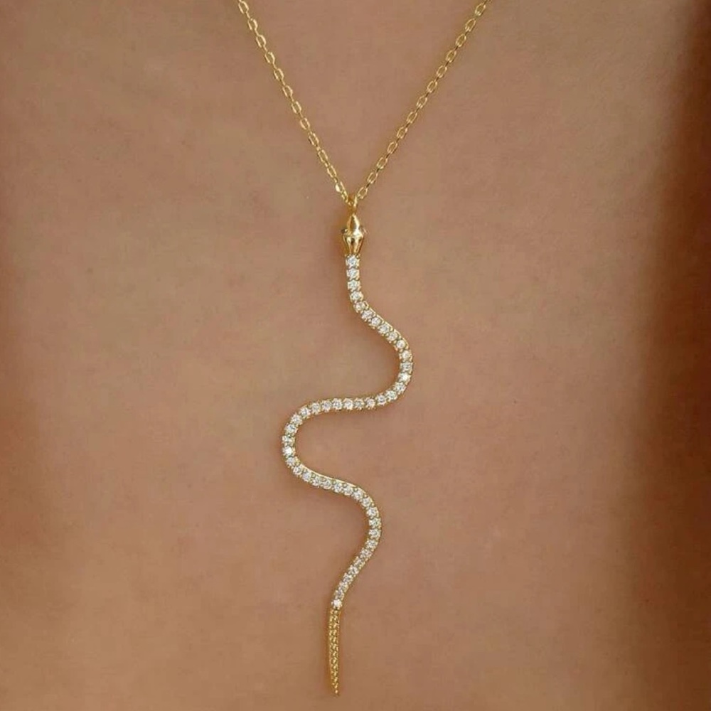 🎉 New Golden Crystal Snake Chain Adjustable Necklace